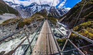 Híd a csúcs felé, az Aoraki közelében
Bridge towards the peak, near the Aoraki